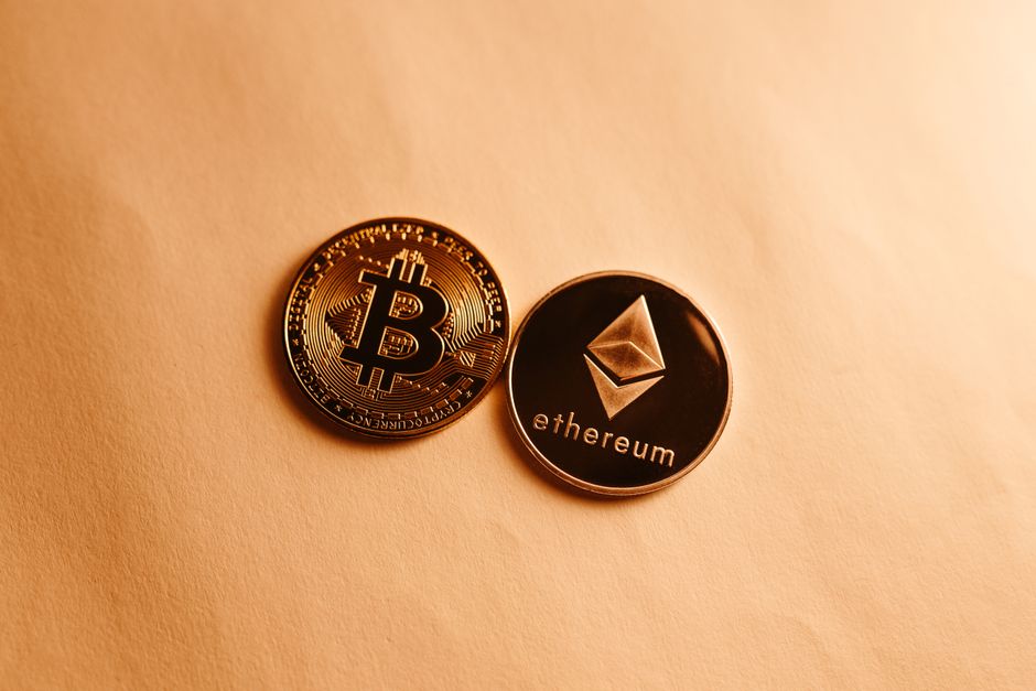 Графічне зображення блокчейн-технології Ethereum із символікою кризи фінансування