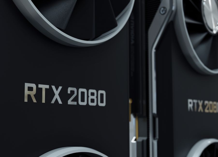 Графічний процесор Nvidia та символ біткоїна на фоні цифрових даних