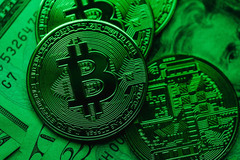 Генеральний директор Abra Білл Баргід на фоні криптовалютних символів і біржі Nasdaq