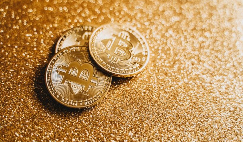 Логотип MYX Finance та графік криптовалюти