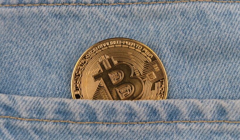 Графік зростання ціни Bitcoin на фоні нафтової кризи та конфлікту на Близькому Сході