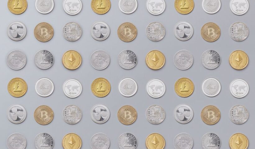 Логотип криптобіржі Bybit на тлі карти Індонезії