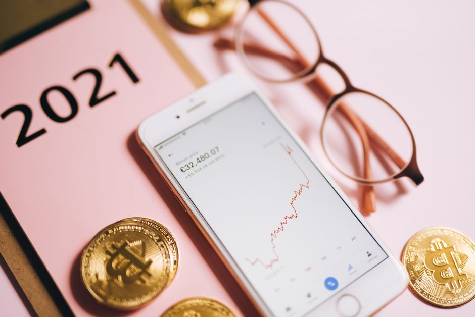 Графік росту ціни Bitcoin на фоні даних ринку праці США