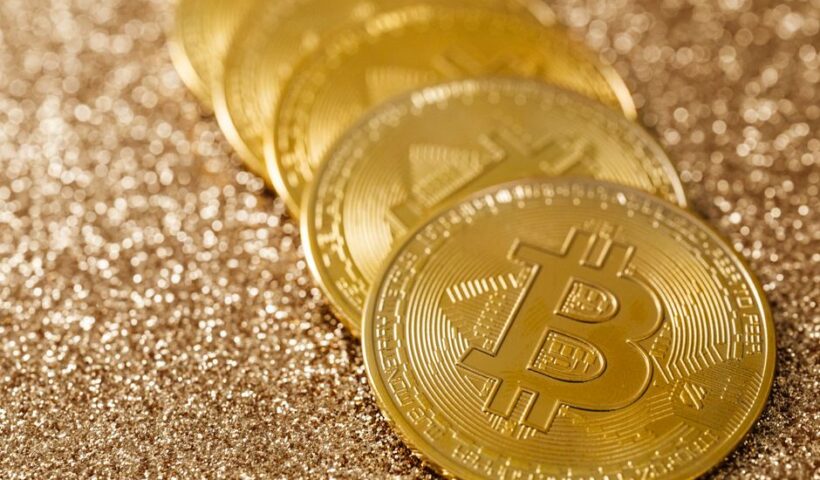 Логотип Bitcoin SV на тлі блокчейн-графіки
