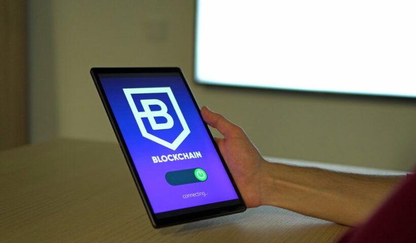 Bless криптовалюта та технологія блокчейн
