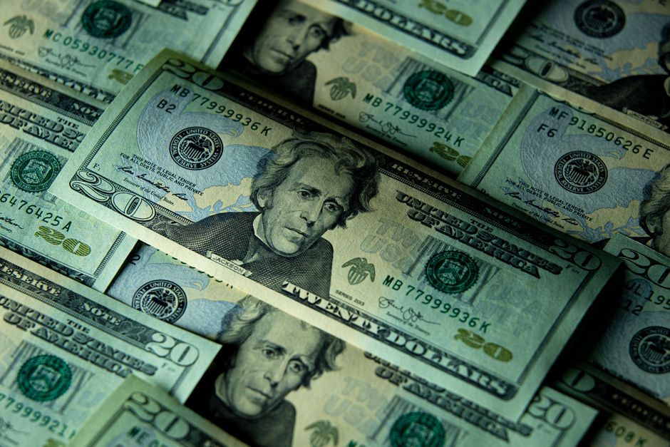 Симпозіум у Джексон-Гоул з виступом Джошуа Ворша, графіки біткоїна та золота